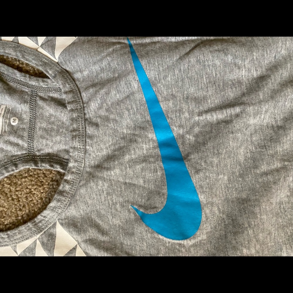 Nike Tanktop - Picture 2 of 5